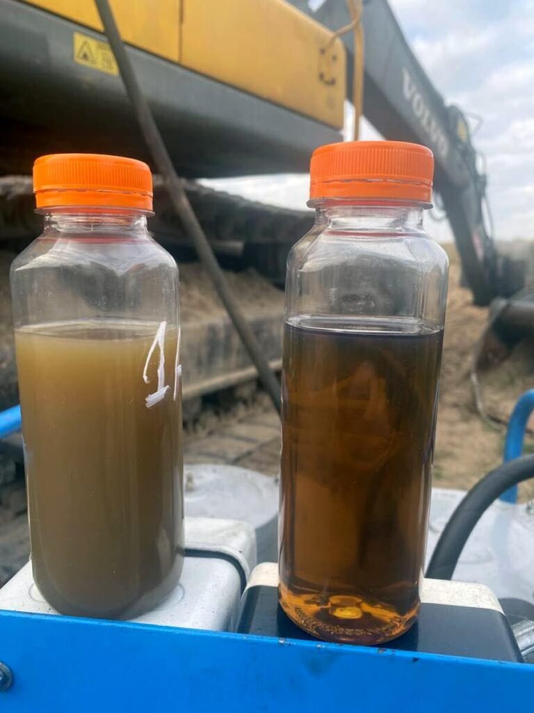 olej przed filtrowaniem i po filtrowaniu